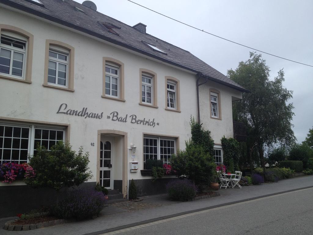 Landhaus Bad Bertrich Luaran gambar